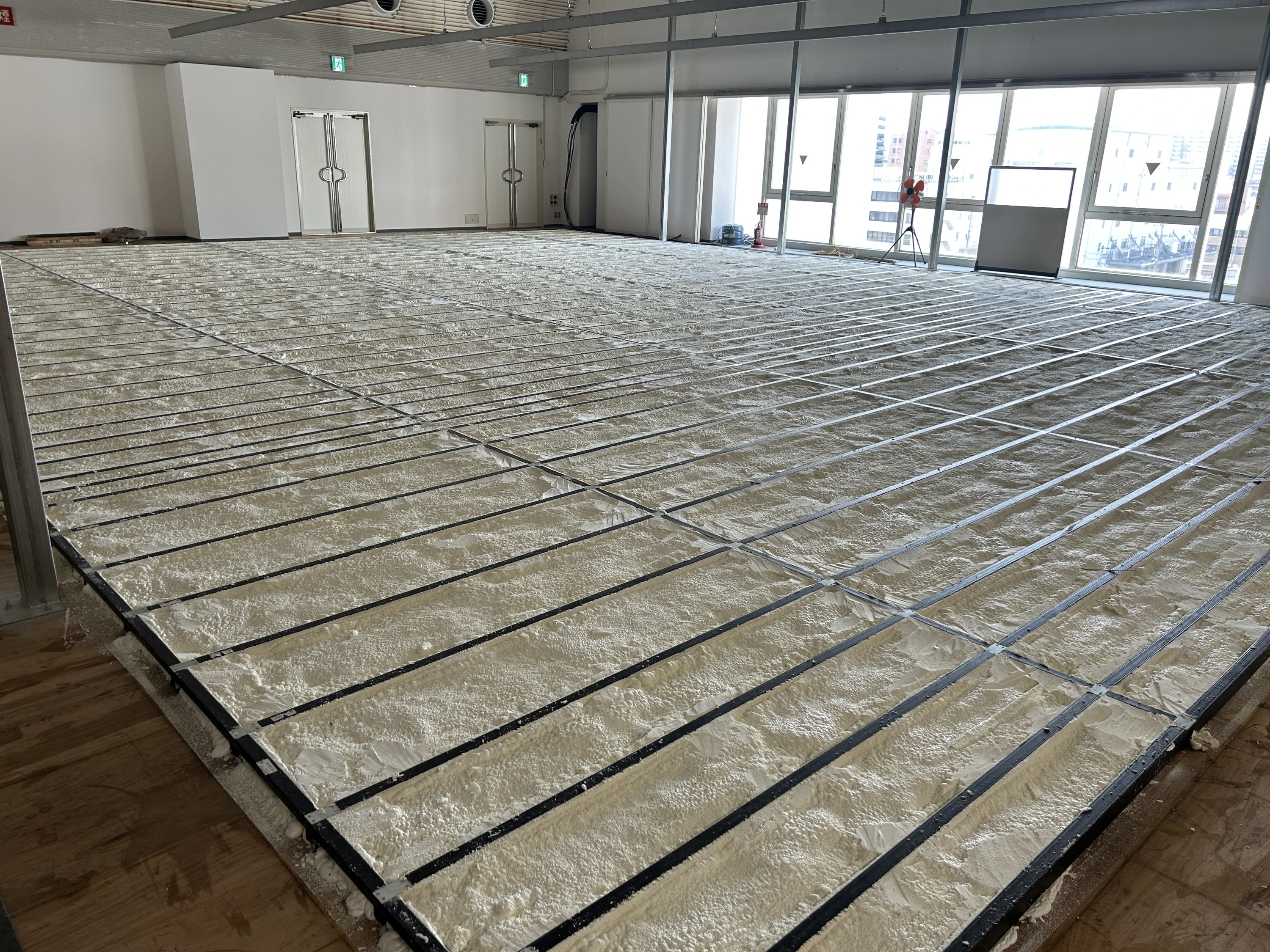 ⑧床防熱工事ｰ2